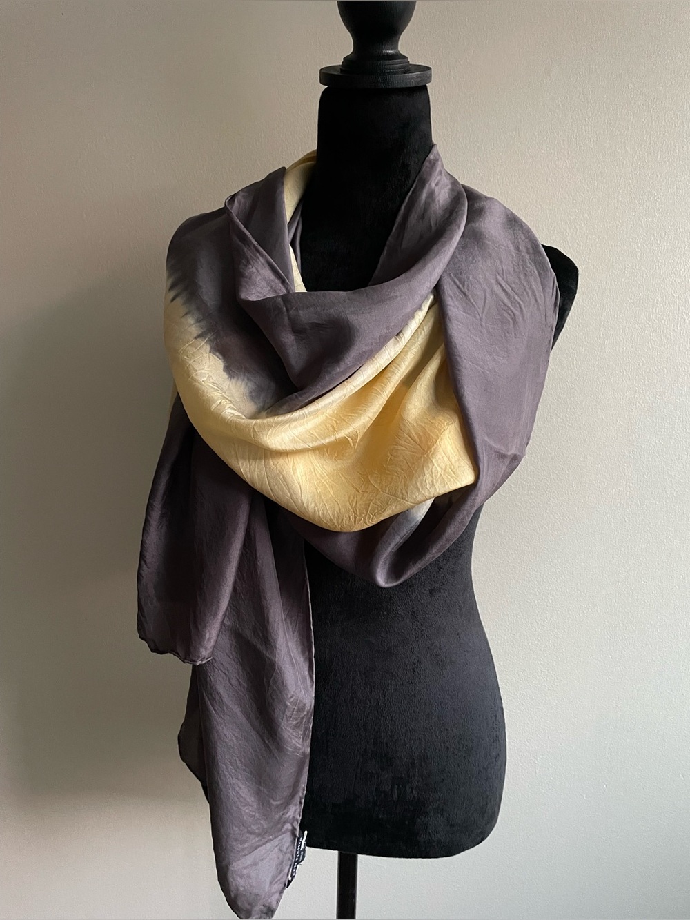 Eileen Fisher 100% Silk Ombre Wrap Shawl Scarf Gray Buttercream Japan